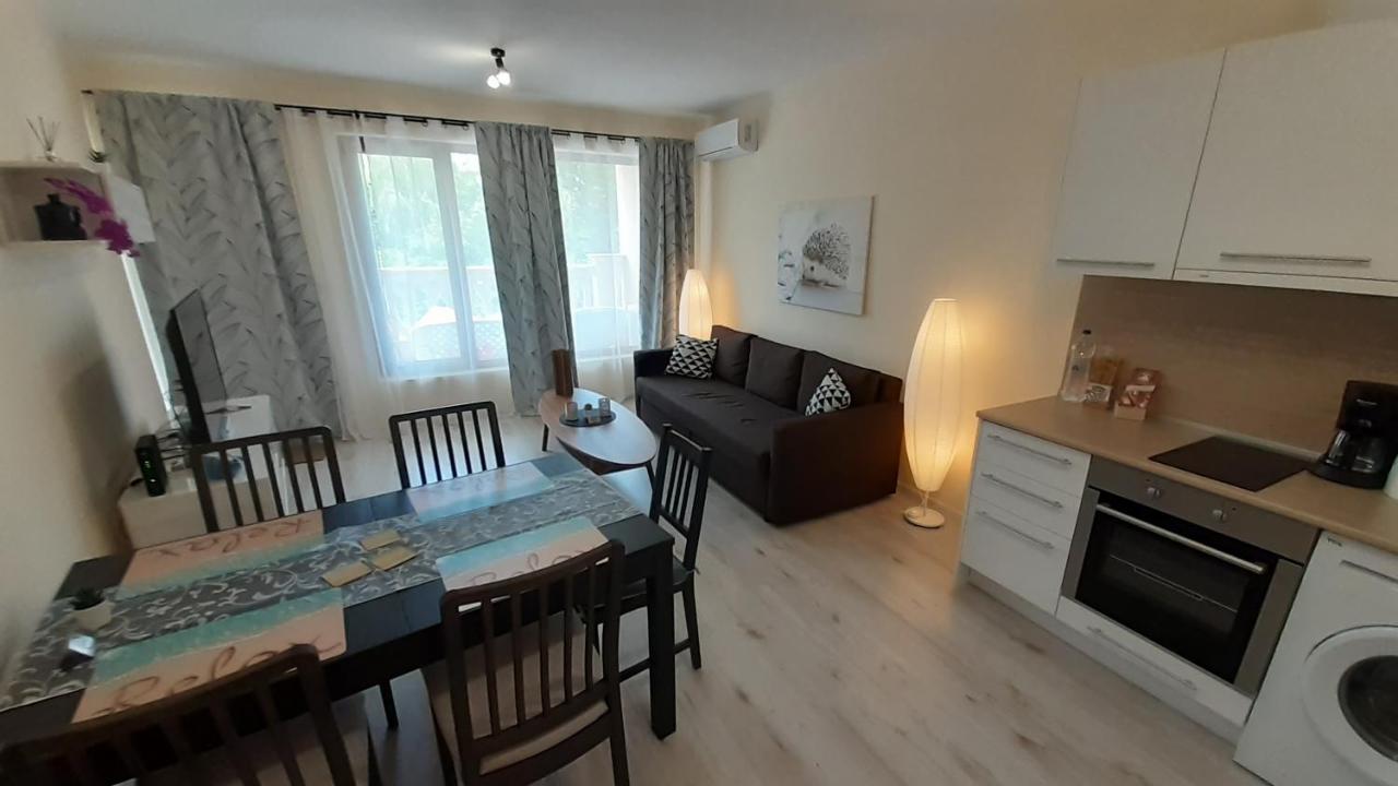 Relax Apartment In Varna South Bay Residence 外观 照片